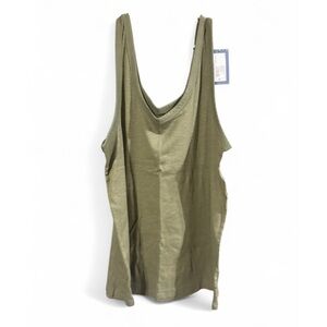 BUNDLE- 2pcs of Size 2X Universal Thread Green Women's Tank Top